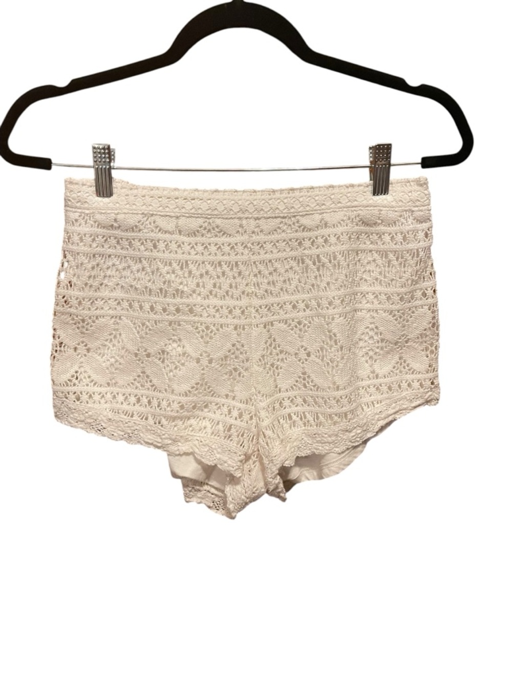 Hollister White Knit Shorts - Picture 2 of 3